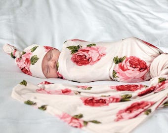 Floral Baby Swaddle Set: Blush Pink Blanket & Knot Headband