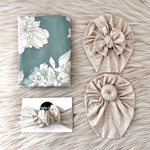 Conjunto de fraldas para bebê em "Eloise" Light Teal Floral com turbante de aveia combinando, acessório para foto de bebê, turbante de laço, turbante de coque, conjunto de hospital, presente,