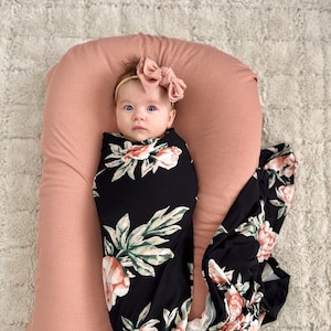 Floral Baby Swaddle Set: Black Blush Blanket, Ribbed Hat, Headband