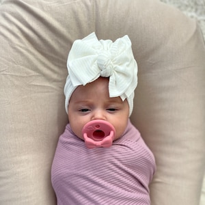 Baby Turban Modern Bow Hat in Ivory Ribbed knit, Turban Bow Hat, Turban Top Knot Hat, baby beanie, Baby Hat, Baby Turban, Messy Bow Turban