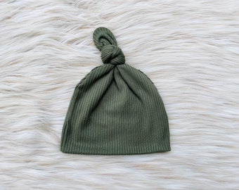 Baby Top Knot Beanie, “Max” Ribbed Sage Green hat, baby boy gift,  baby girl gift, newborn hats, baby beanie ,baby boy and girl Hospital Hat