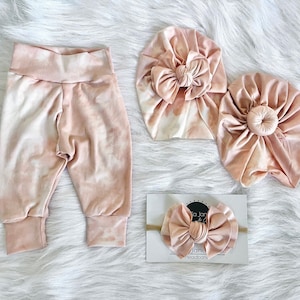 Baby leggings, “Isla” Blush Marble Print Pant, baby girl legging set, Blush Tie Dye Modern Bow turban, Baby pants, Take Home Outfit,