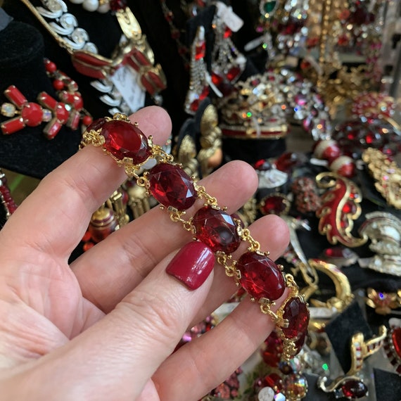 Buy Red Embellished Carved Stone Bracelet by Hrisha Jewels Online at Aza  Fashions.