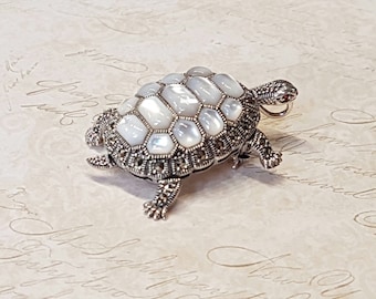 Tortoise Silver Brooch Pin Mother of Pearl