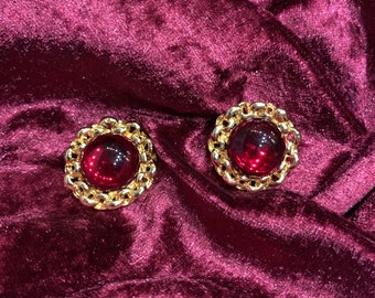 Red Glass Cabochon rope trim Clip on Vintage Earrings