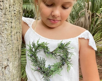 Weihnachtliche Hochzeit Zauberstab - Zeder - Grüner Zauberstab - Weihnachtshochzeit - Blumenmädchen Zauberstab - Ribbon Stick - Grüner Blumen Zauberstab - Herz Zauberstab