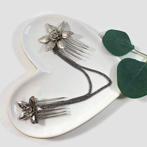 Vintage Hair Combs - Bridal Hair Comb - Flower Hair Comb - Wedding Hair Comb - Rhinestone Hair Comb - Silver Hair Comb - Vintage Hairpiece