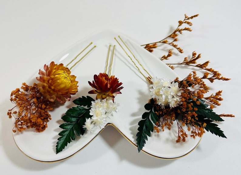 Fall Wedding Bridal Hair Pins Dried Flower Hair Pin Set Strawflowers Dried Flower Bobby Pins Floral Hair Pins Fall Hair Accessory image 2