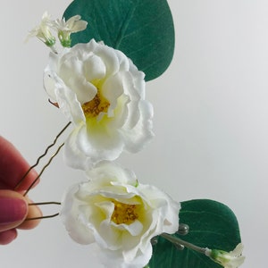 White Rose Hair Pins - Wedding Hair Pins - Rose Bridal Pins - White Flower Hair Pins - Rose Bobby Pins - Rose Hairpiece - Bridesmaid Pins