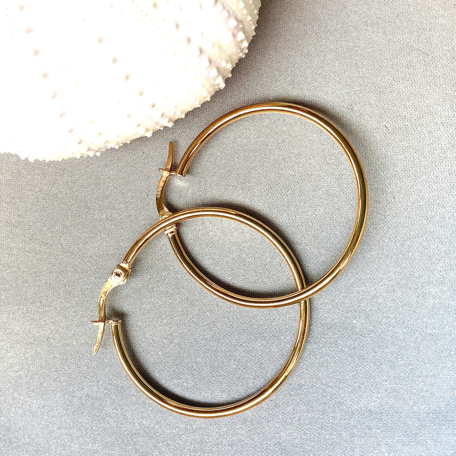 10K Solid Gold Hoops 18mm 24mm 30mm 35mm 40mm Gold Hoops Etsy
