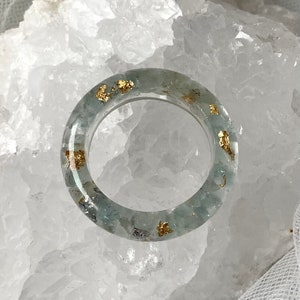 Aquamarine Ring, Raw Aquamarine Ring, Resin Ring with Silver Flakes, Blue Stone Resin Ring, Flower ring, Aquamarine Nuggets Ring