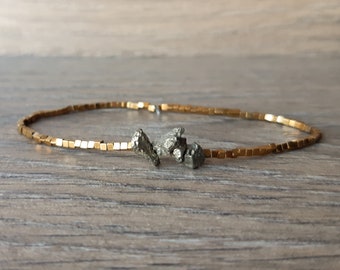 Raw Pyrite Bracelet Delicate Gold Bead Stretch Bracelet Minimalist Jewelry Gift for Her Tarnish Resistant Elastic Bracelet Anniversary Gift