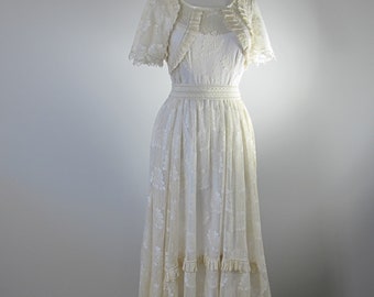 Beautiful 1930s Authentic Art Deco Antique Lace Flutter Sleeve Wedding Dress Formal OOAK Dress Edwardian Lace