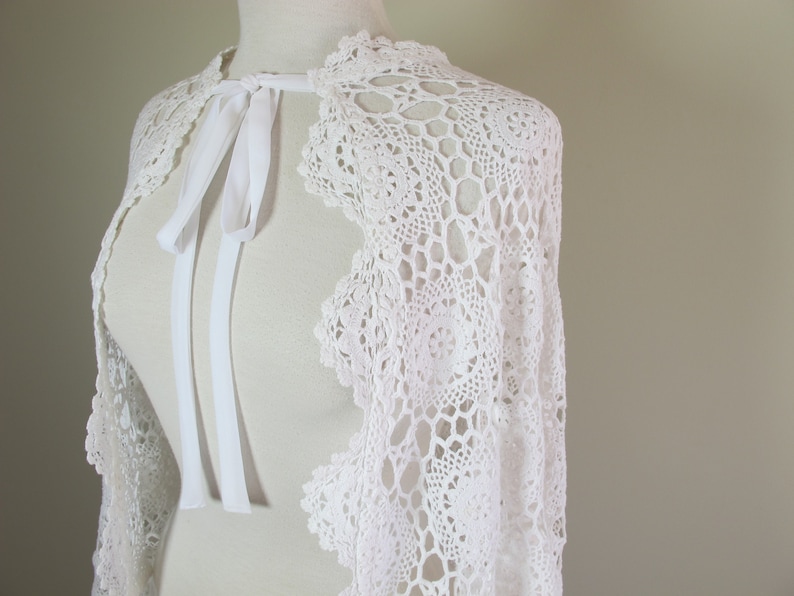 DRAMATIC Vintage Crochet Lace White Wedding Cape Capelet Train zdjęcie 7