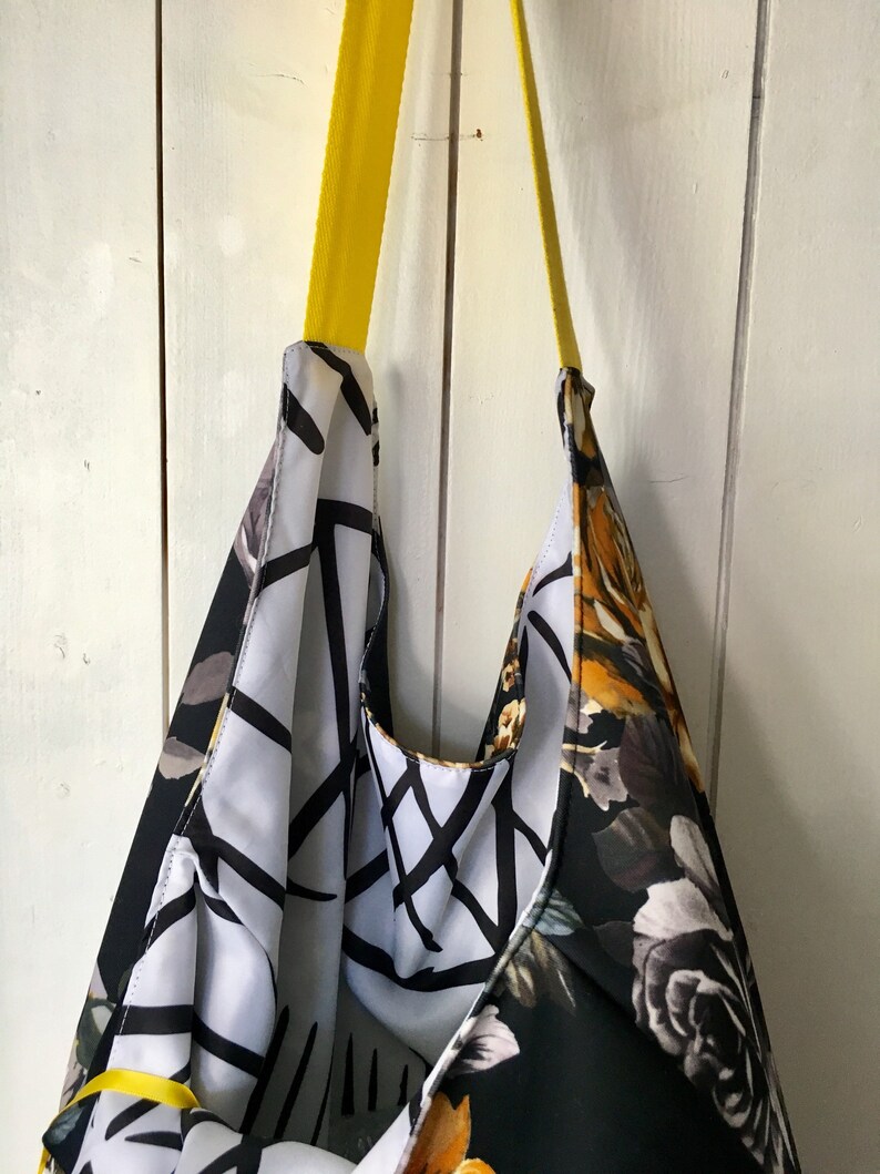 Scuba Black and Yellow Print ToteBeach Bag with Water Resistant Lining and FREE Detachable coin purse.