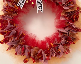 USC themed hanging wreath featuring Trojan pride. Show your school spirit!