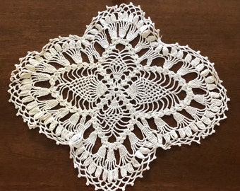 Vintage Crocheted Doily, Off White, Pineapple And Open Weave Design, 15”