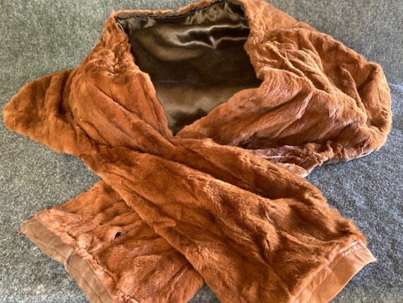 Vintage fur stole/cape - image 3
