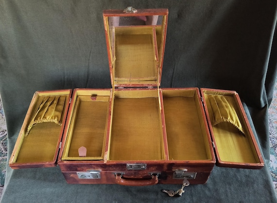 RARE Leather Vanity Train Case - image 1