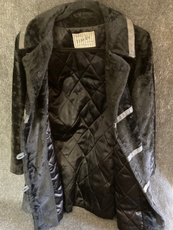 Mid-century black fur and leather coat - image 4