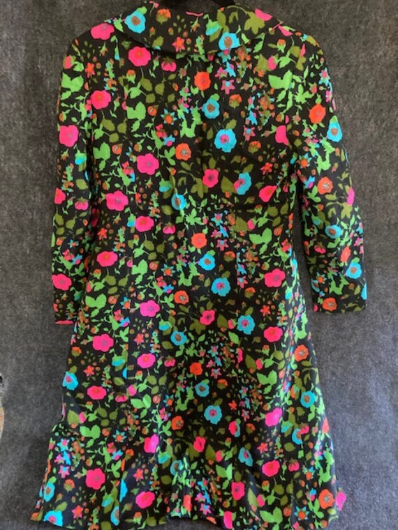 Amazing 60s bright floral coat - image 5