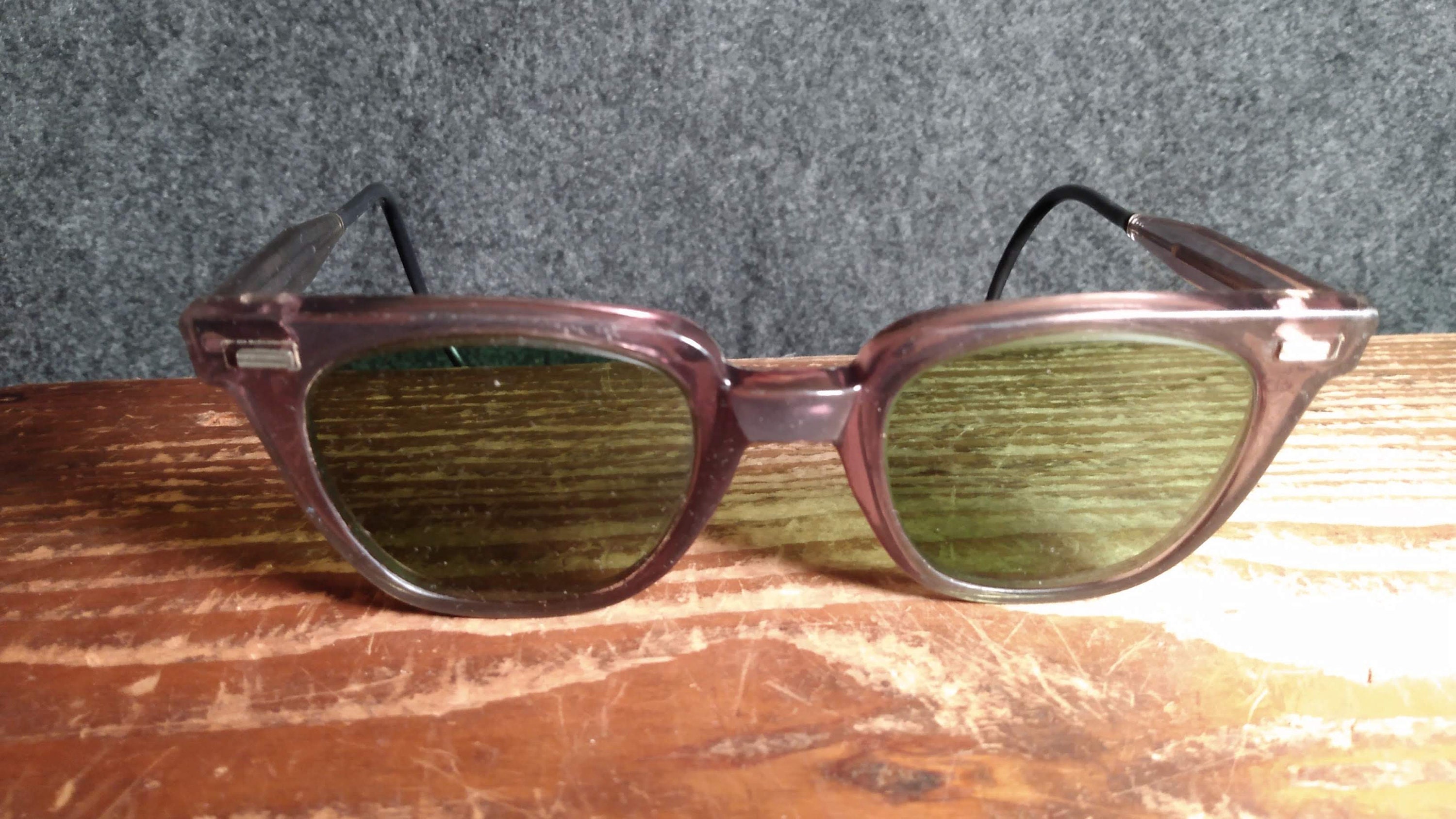 vintage welsh mfg safety brow 46-24