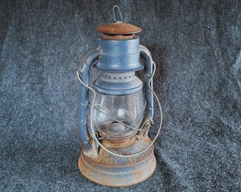 Antique Dietz Buckeye Dash Lantern: Railroad Carriage Oil Lamp, C