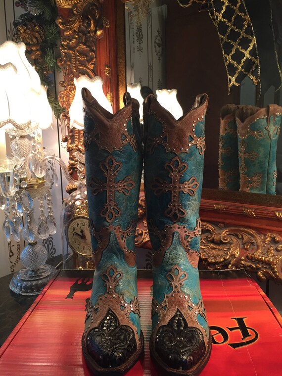 aqua italia boots