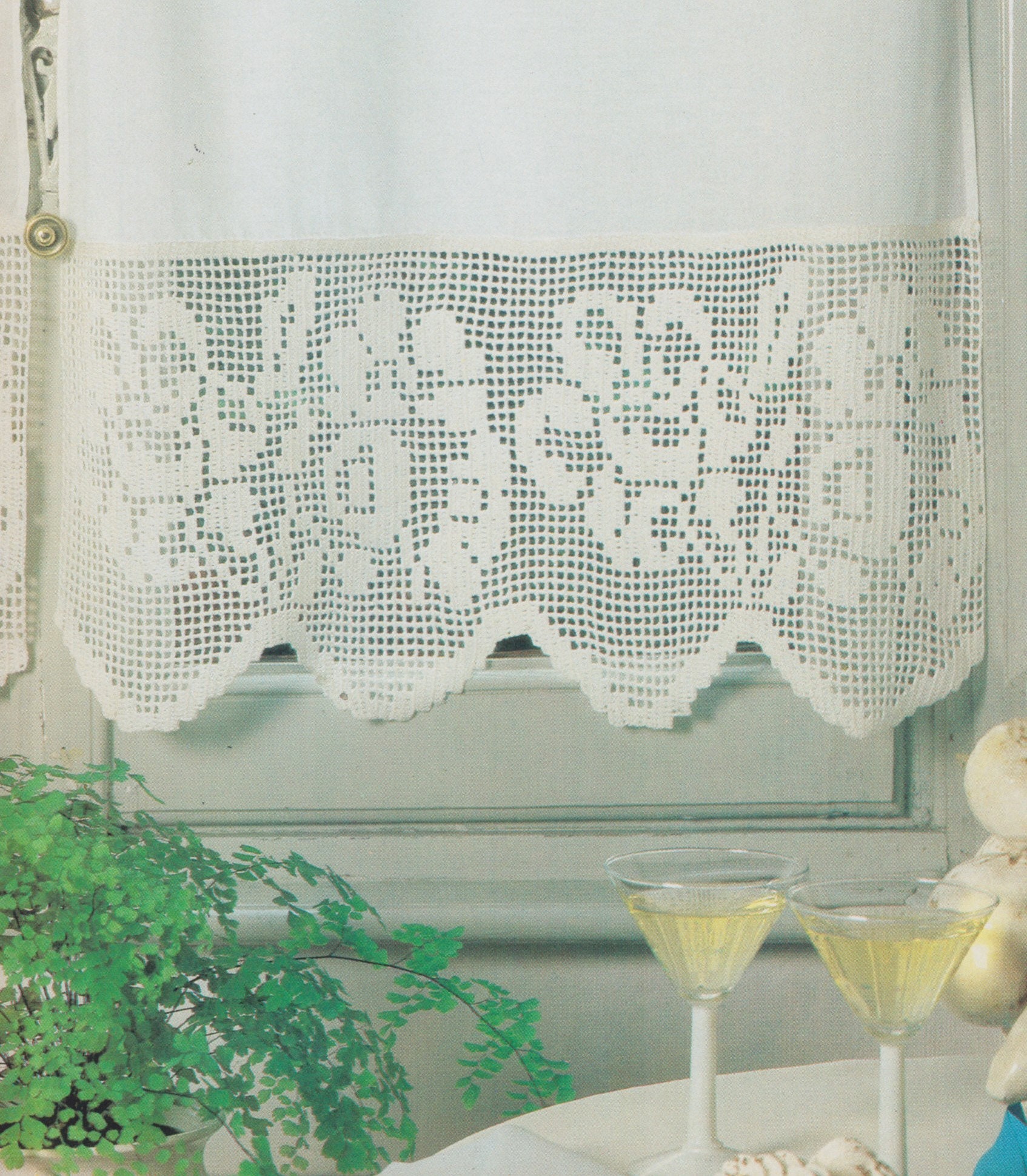 39 Beautiful Crochet Curtain Patterns to Dress Your Windows 10 Curtain Lace Edge charted vintage crochet