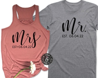 Mr and Mrs Shirts - Couples Shirts - Honeymoon Shirts - Married Shirt - Honeymoon Gift - Newlywed Shirts (2060-TKT)