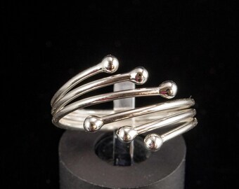 Two Balls Ring | Etsy