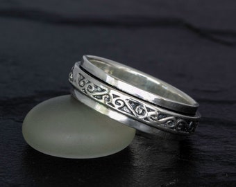 rolling rings sensory toy