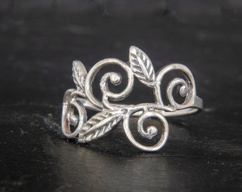 Sterling Silver Ring Dainty, Sterling Silver Floral Ring, Sterling Silver Ring for Women R17719