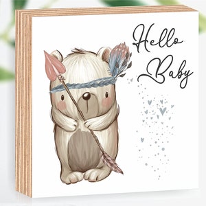 Dekowürfel, Holzbild “Hello Baby” – Bär