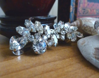 1960s Vintage Runway Rhinestone Clip On Earrings, Silver Tone