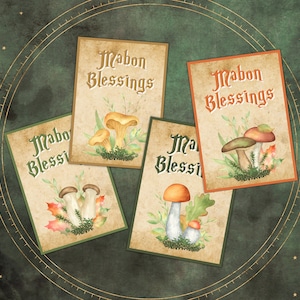Può includere: Quattro carte stampabili con un'estetica vintage che presentano il testo "Mabon Blessings" e illustrazioni di funghi in vari colori e stili.
