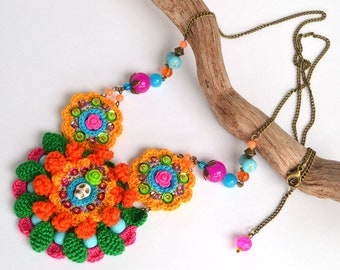 long mexican inspired colorful necklace, statement crochet sugar skull necklace, colorful catarina mexican fiesta ethnic jewelry,crochet art