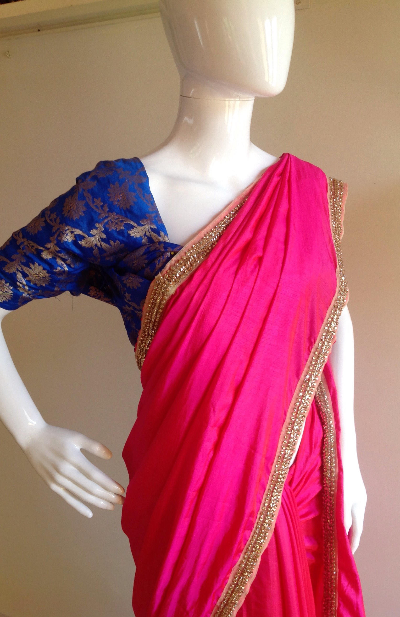 Fragrant Soft Silk Saree With Glowing Blouse Piece