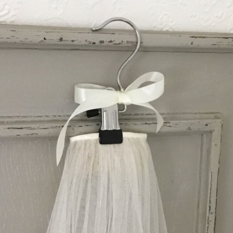 Veil Hanger Veil clip hanger Brides veil hanger Etsy