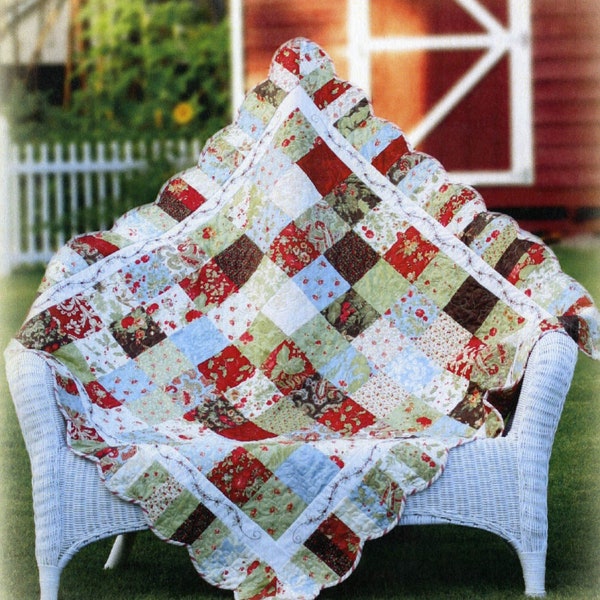 Holiday Charm Quilt Pattern by Shabby Fabrics-Precut Friendly