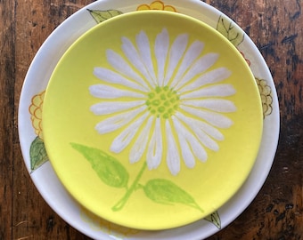 Ernestine Salerno Lunch Plate: Mid-Century Italian Ceramic Daisy Floral