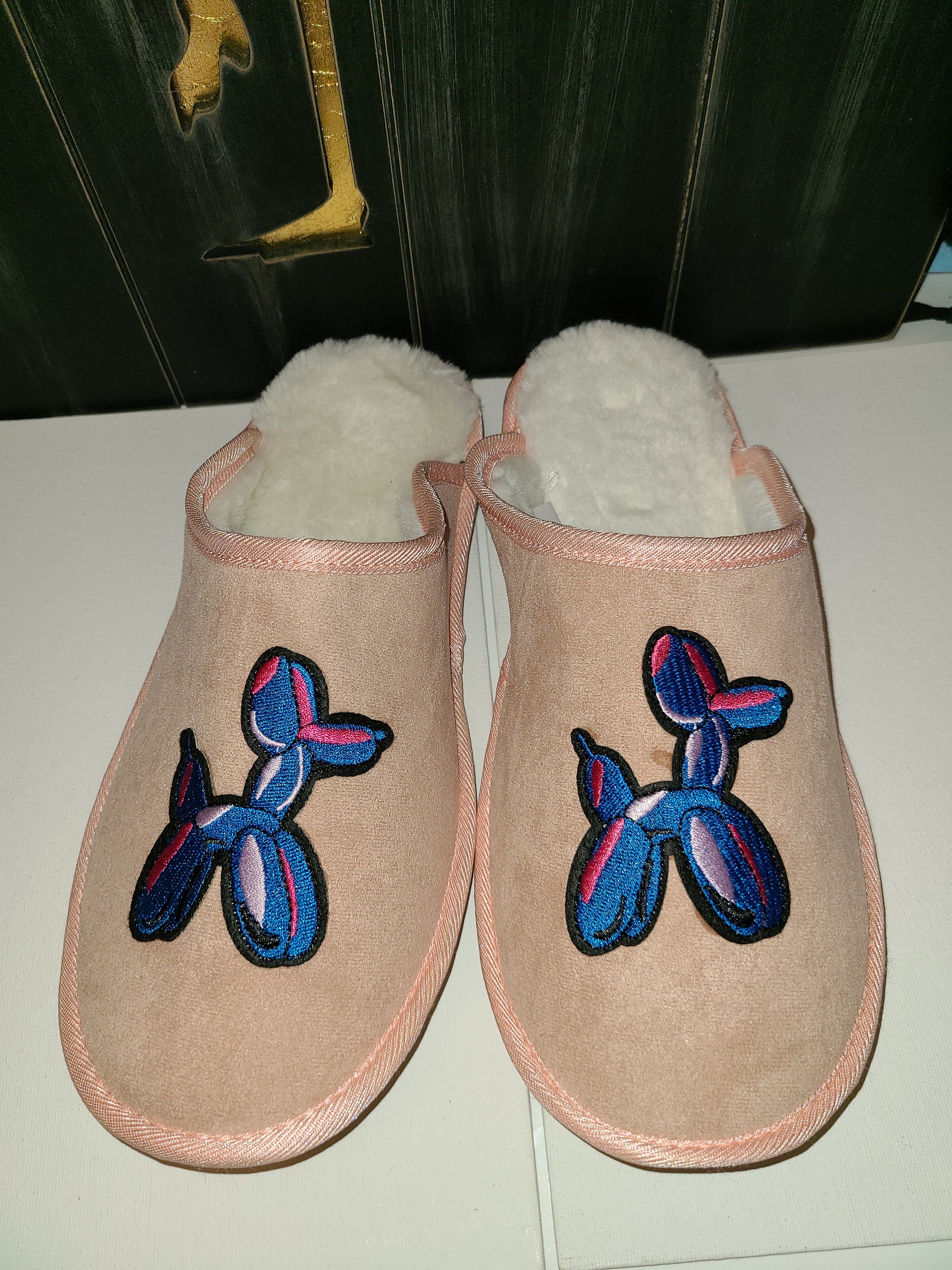 Pink cozy balloon dog slippers size 9-10 only one left | Etsy