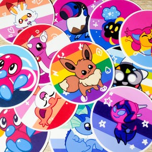 Ensemble 1 LGBTQ+ autocollants ronds en vinyle Pokémon | 3 pouces | Arc-en-ciel Gay Queer Lesbienne Bisexuels Pansexuels Polyamoureux Abrosexuels