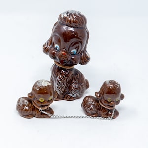 1960&#39;s Japanese Poodle Dog and Puppies on a Chain Vintage Brown Redware Kitschy Figurines