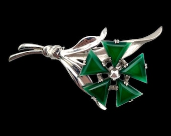 Green Rhinestone Brooch, Rhodium Plating, Dark Jade Green Triangular Glass Petals, Incredible Brooch!