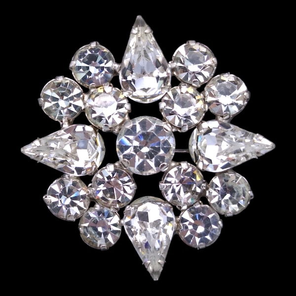 LaRel Rhinestone Brooch, Crystal Clear Rhinestones, Signed La Rel Brooch!