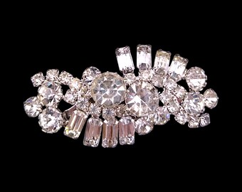 Clear Rhinestone Brooch, Lovely Curved Design, Unsigned Beauty!