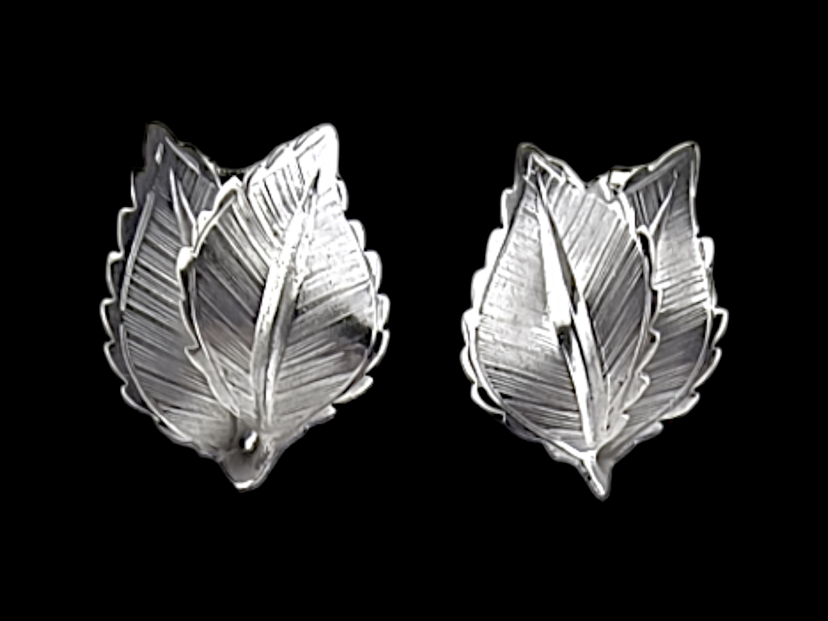 ■ENGBROX■ silver925 whisper earring EBEA25019SV Signed Giovanni Clip Earrings, Silver Tone Leaves, Textured