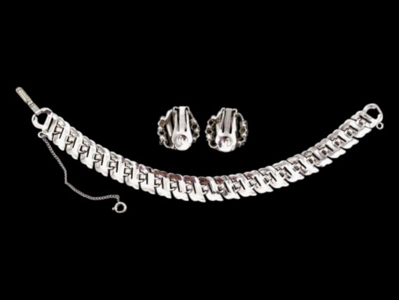Trifari Rhinestone Bracelet Earrings Set, Outstan… - image 7