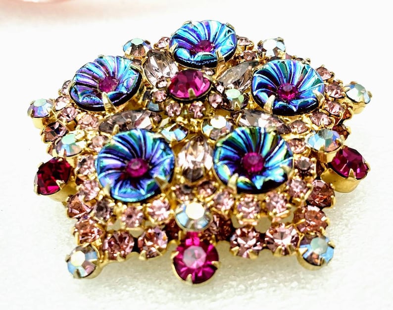 Art Glass and Aurora Borealis Rhinestone Brooch Juliana Pink Rhinestones